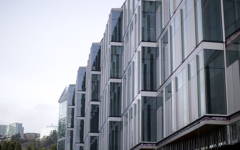 Knight Cancer Institute, Portland Oregon, Benson Industries, Glass Facade